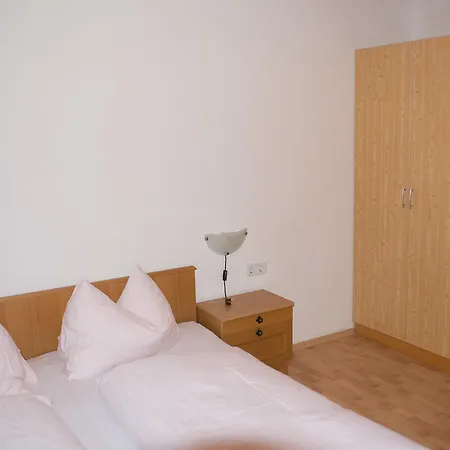 Pichler ゲストハウス 3*